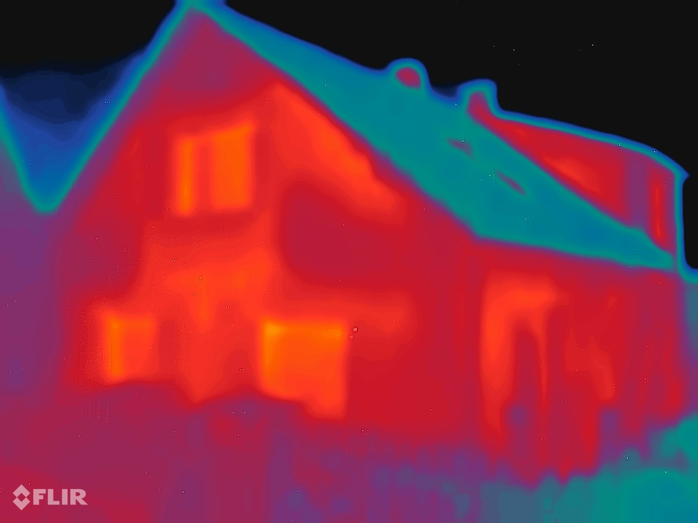 Thermal image of the façade before coating